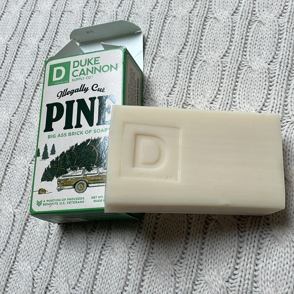 NWOT Duke Cannon Supply Co Bar soap “Illegally Cut Pine” “Big Ass Brick of Soap”